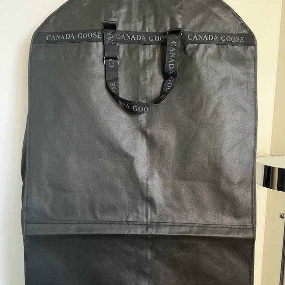 Canada Goose Brockton Parka Jacket 2020 - Picture 9 of 12